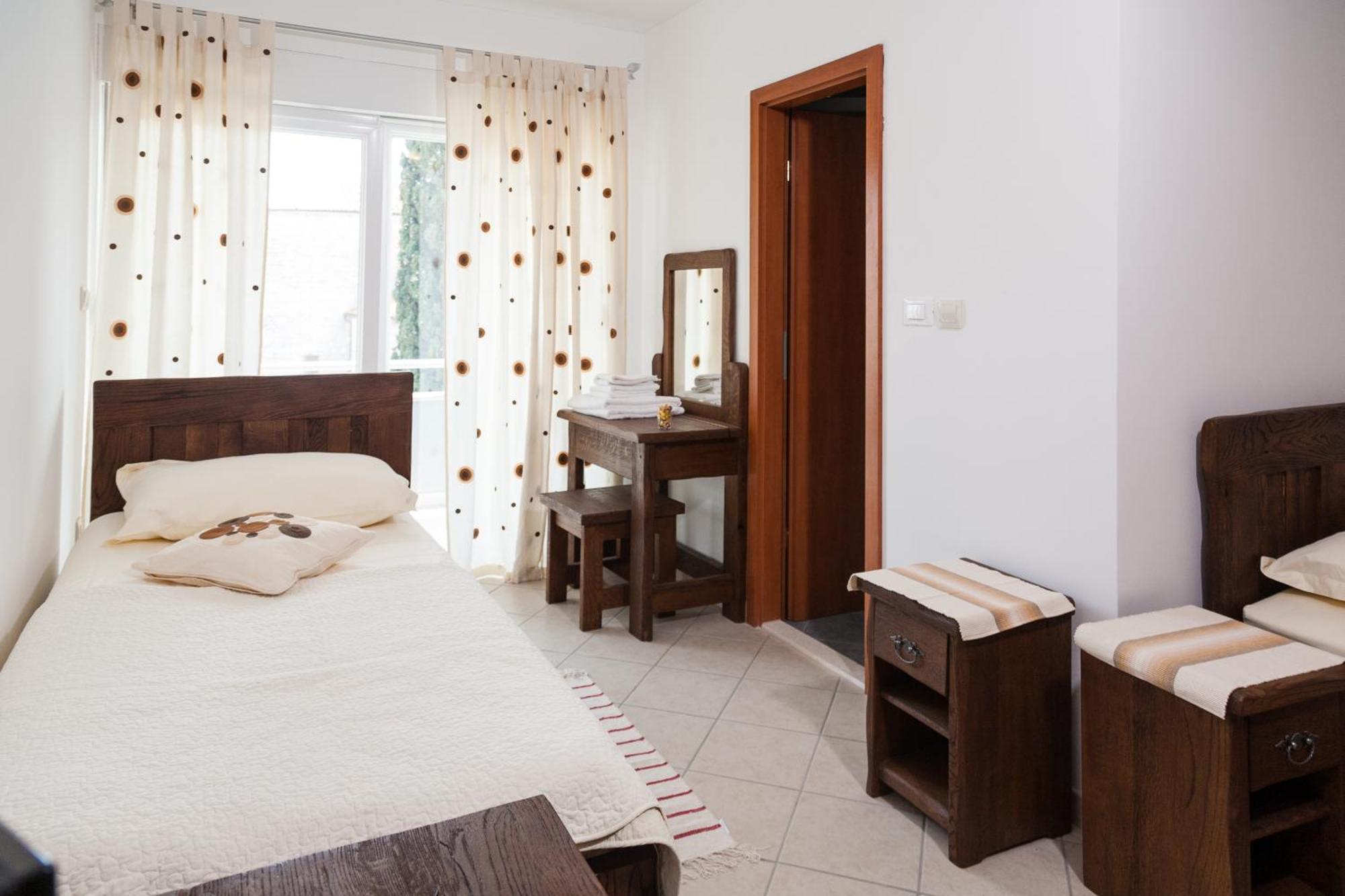 Rooms Vesna Kaštela Exteriör bild